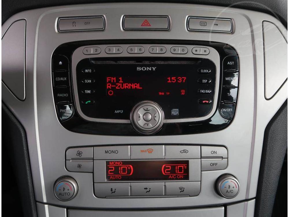 Ford Mondeo 2.0 TDCi, Automatick klima