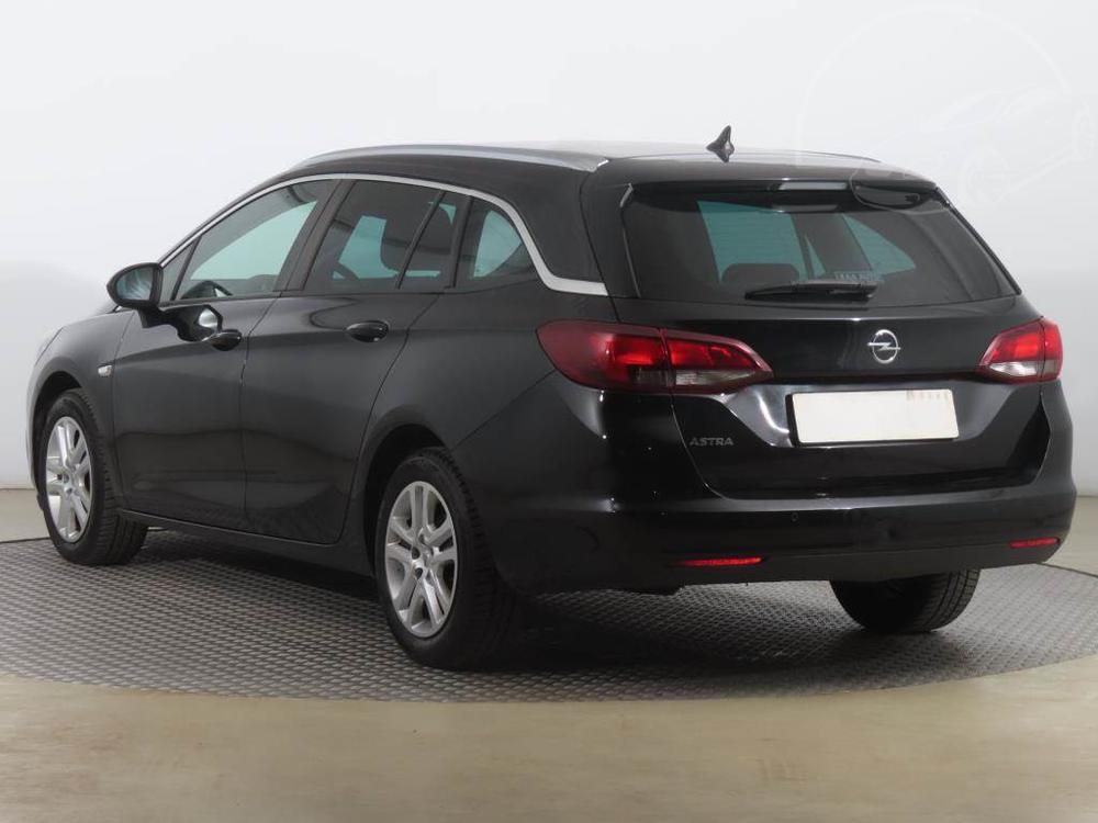 Opel Astra 1.6 CDTI, Navi