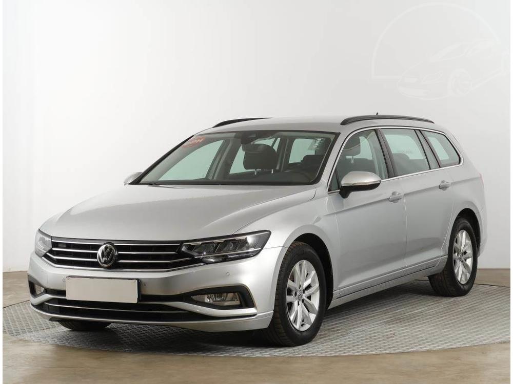 Prodm Volkswagen Passat 2.0 TDI, Comfortline