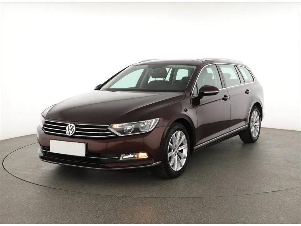 Prodm Volkswagen Passat 2.0 TDI, Highline, NOV CENA