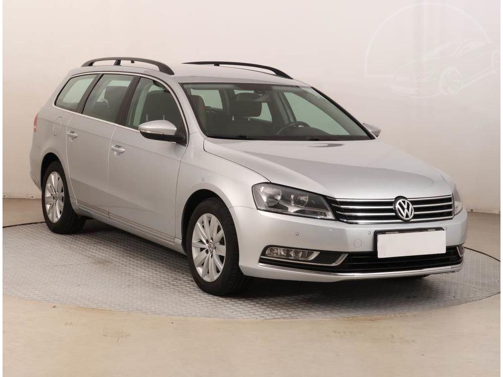 Prodm Volkswagen Passat 2.0 TDI, Navi