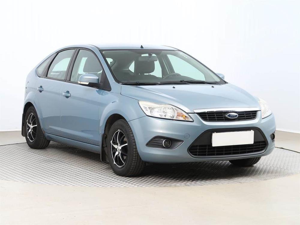 Ford Focus 1.6 16V, R,2.maj, Serv.kniha