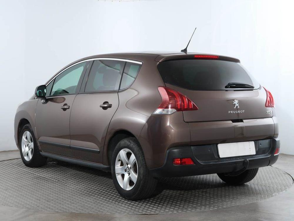 Peugeot 3008 1.6 HDi, NOV CENA, Navi