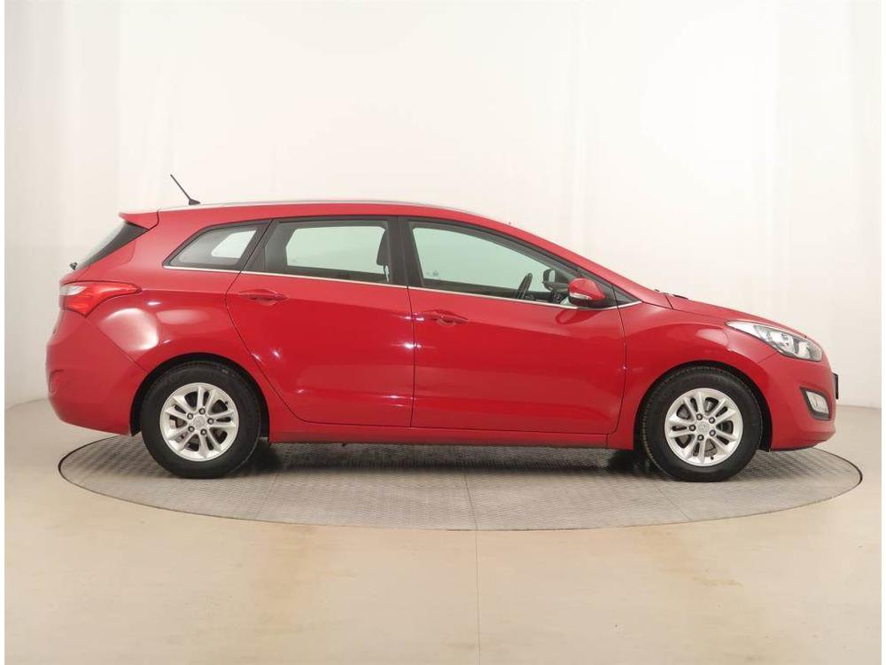 Hyundai i30 1.6 CRDi, R,1.maj, Serv.kniha