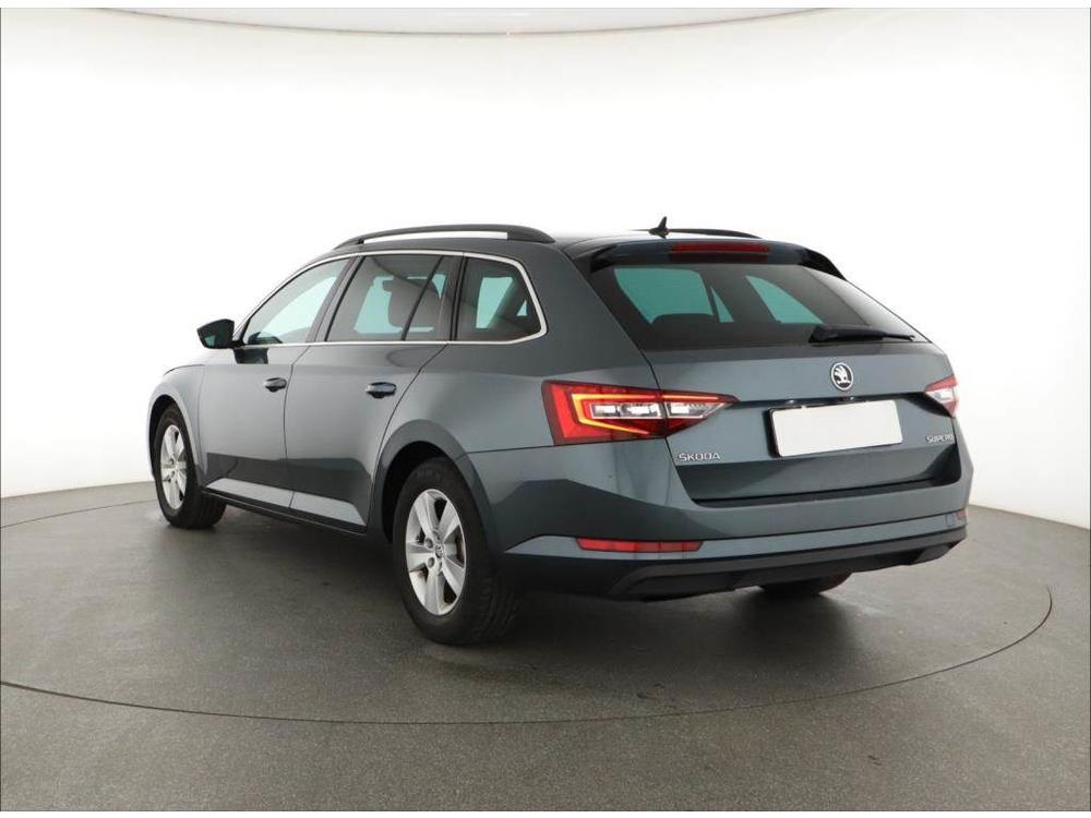 koda Superb 1.6 TDI, Ambition, Navi