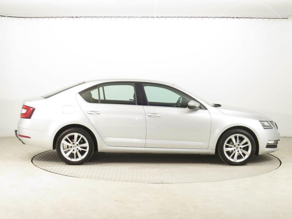 koda Octavia 1.6 TDI, Style, R,1.maj