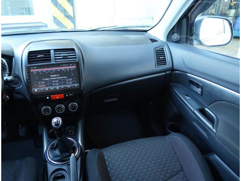 Mitsubishi ASX 1.6 MIVEC, Automatick klima