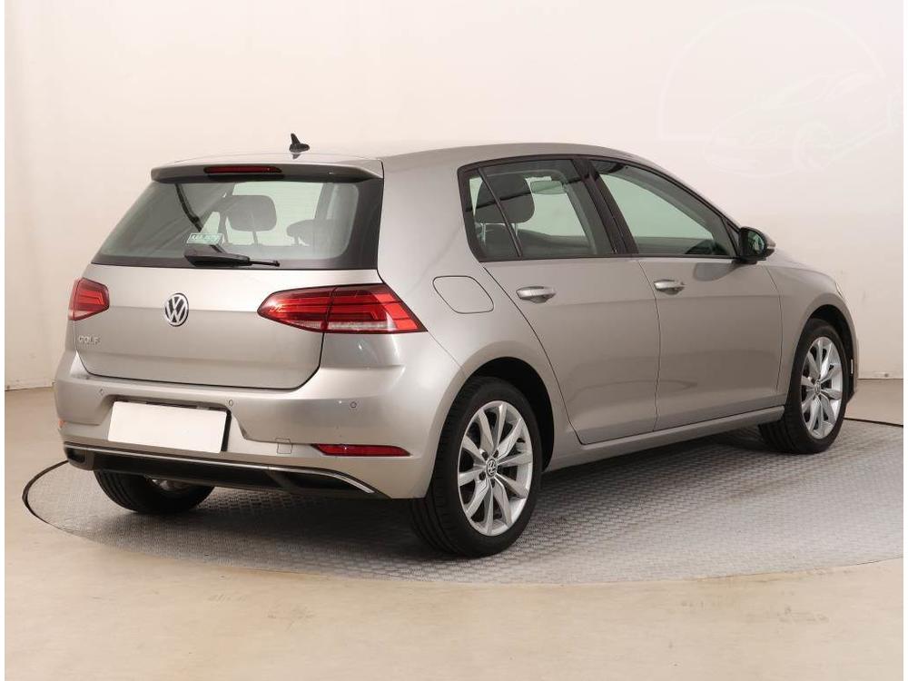 Volkswagen Golf 1.0 TSI, NOV CENA, R,1.maj