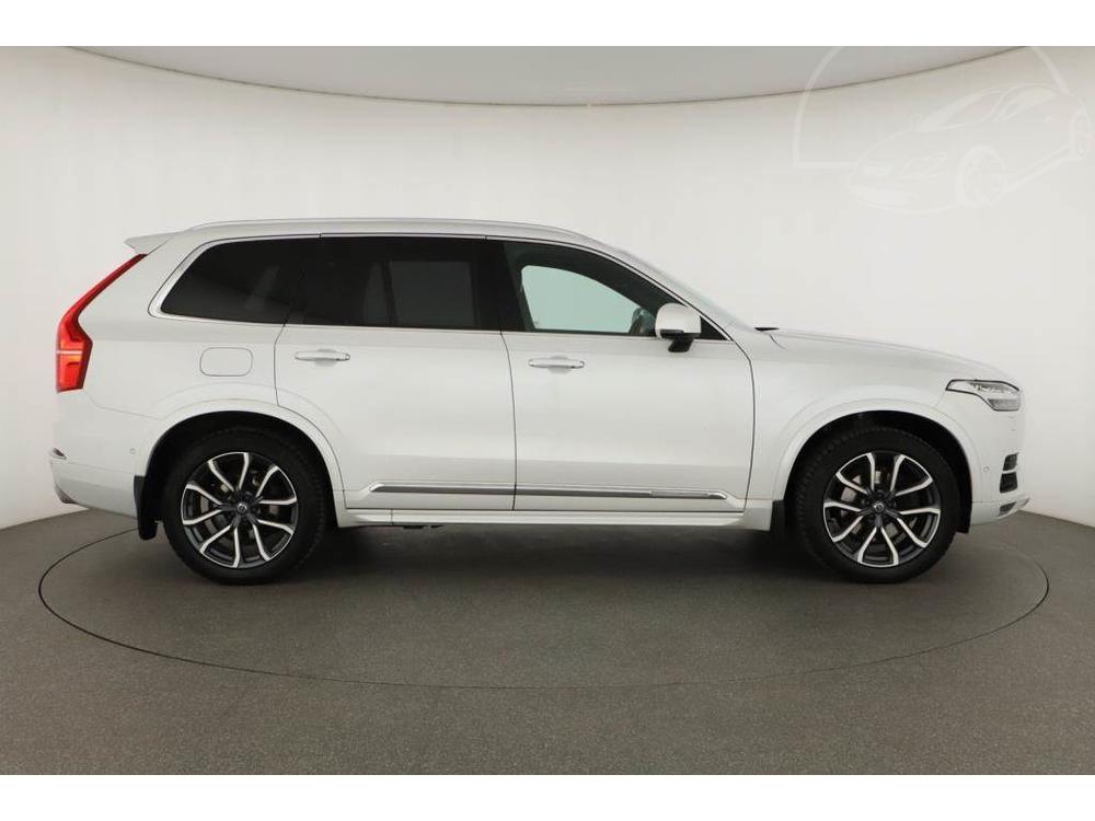 Volvo XC90 D5 AWD, NOV CENA, 4X4