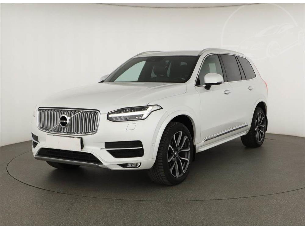 Volvo XC90 D5 AWD, NOV CENA, 4X4