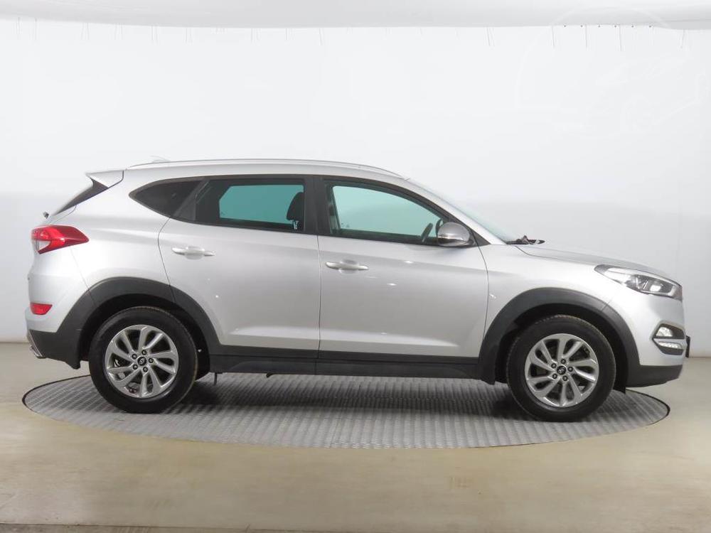 Hyundai Tucson 1.6 T-GDI, NOV CENA, R,1.maj