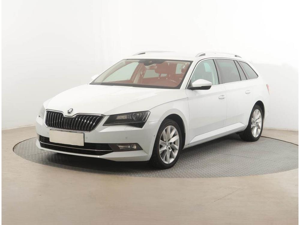 koda Superb 1.6 TDI, NOV CENA, Navi