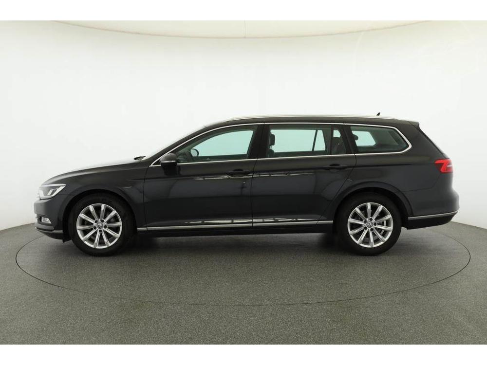 Volkswagen Passat 2.0 TDI, Highline, Ke, Navi