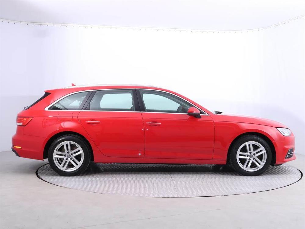 Audi A4 2.0 TDI, Automat, Navi