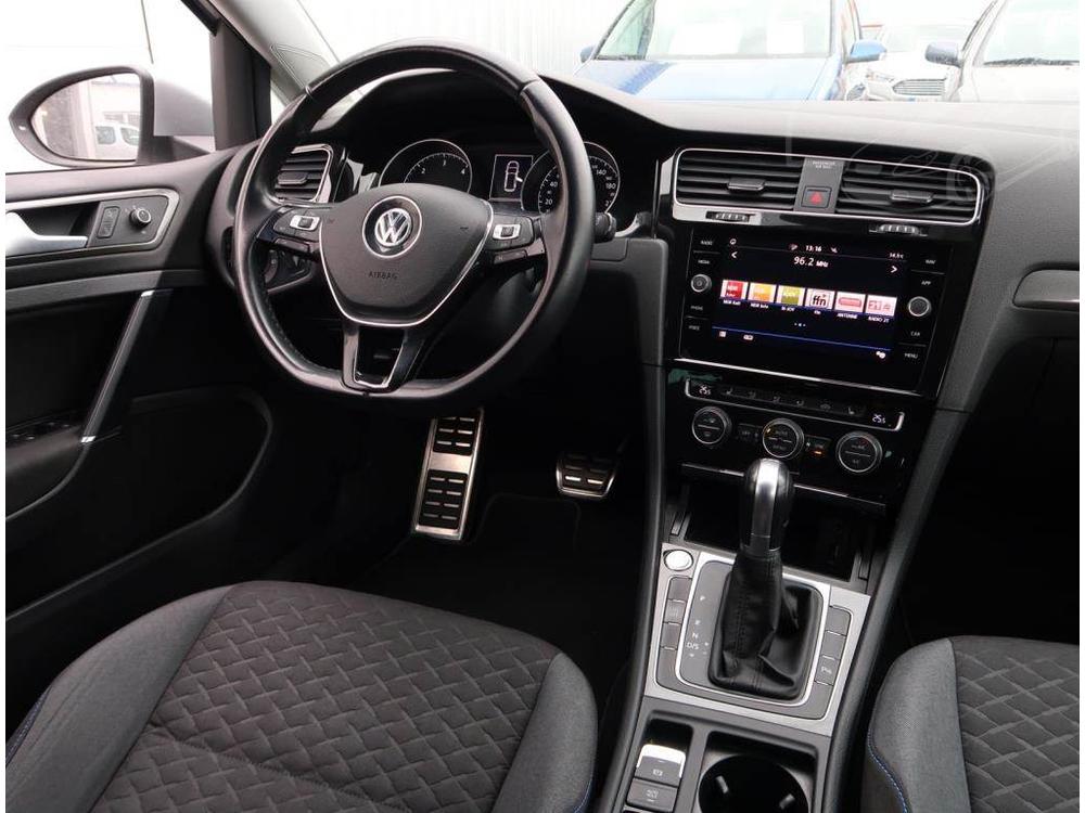 Volkswagen Golf 1.6 TDI, Automat, Navi