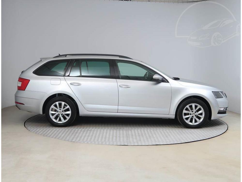 koda Octavia 1.6 TDI, Style, NOV CENA