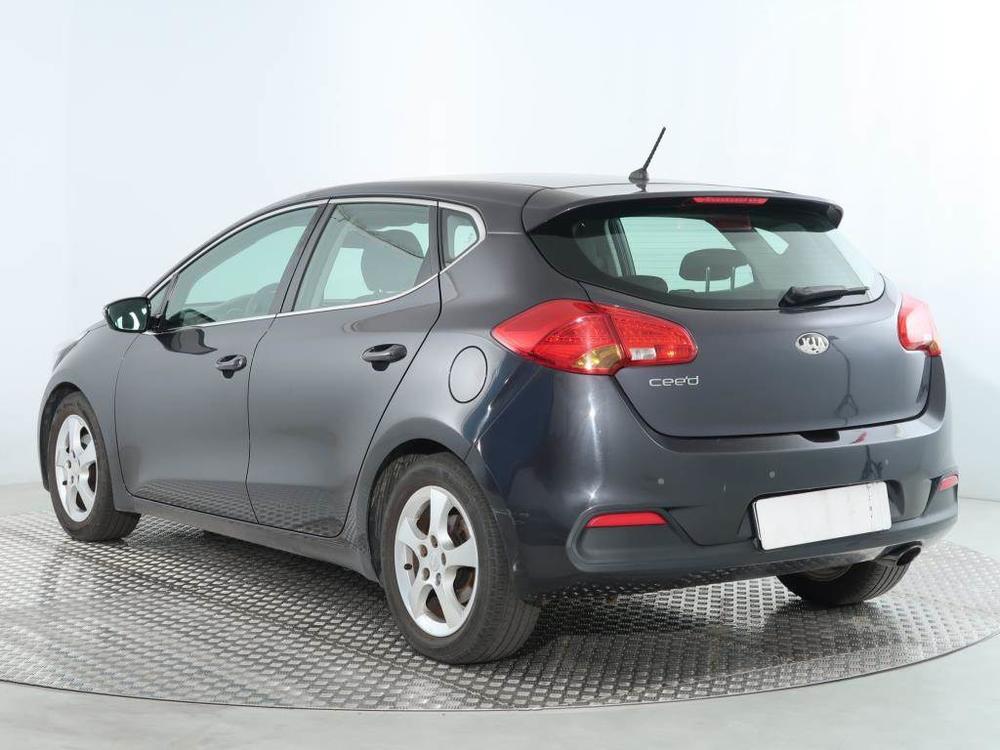 Kia Ceed 1.4 CVVT, Exclusive, NOV CENA