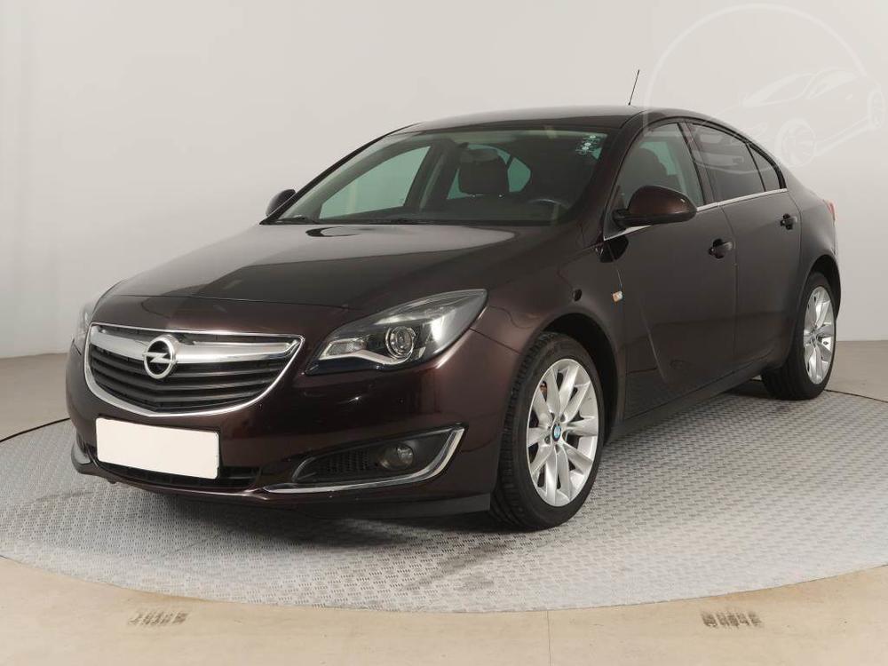 Prodm Opel Insignia 1.8, NOV CENA, Navi