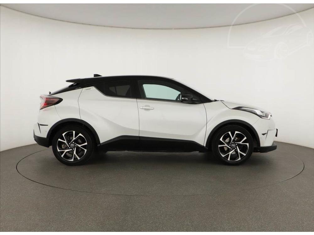 Toyota C-HR 1.8 Hybrid, Selection