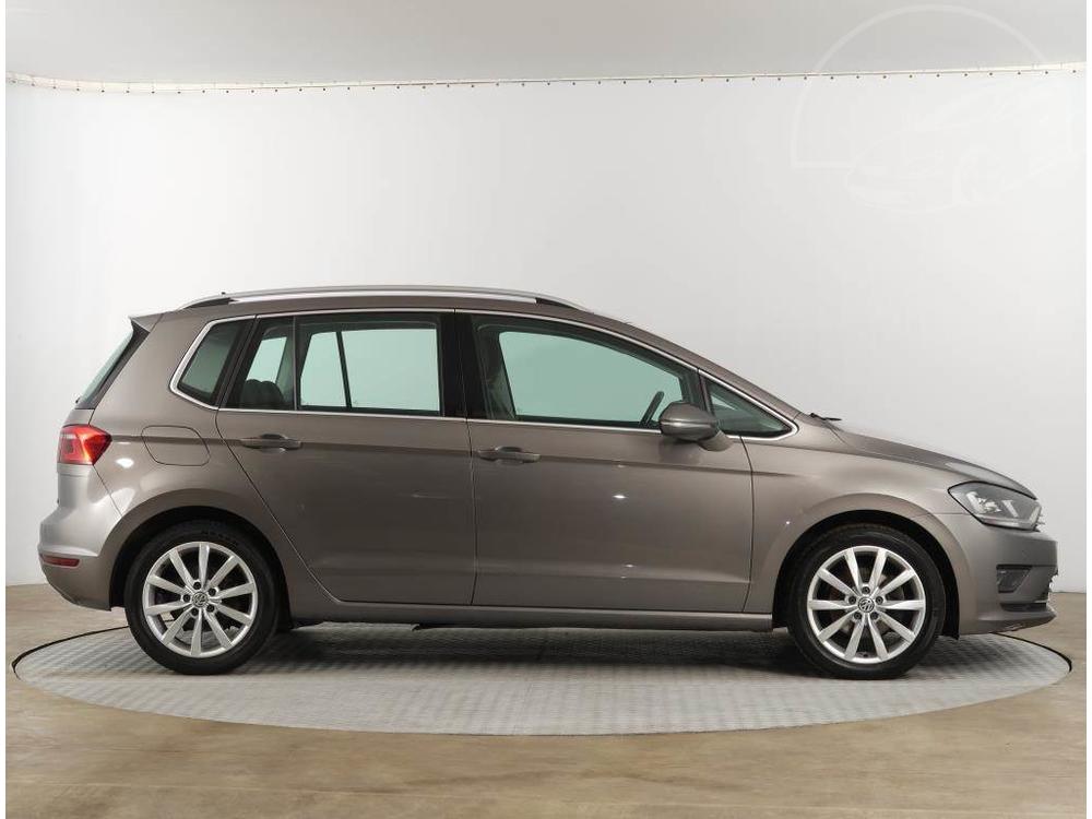 Volkswagen Golf 2.0 TDI, Serv.kniha, Navi