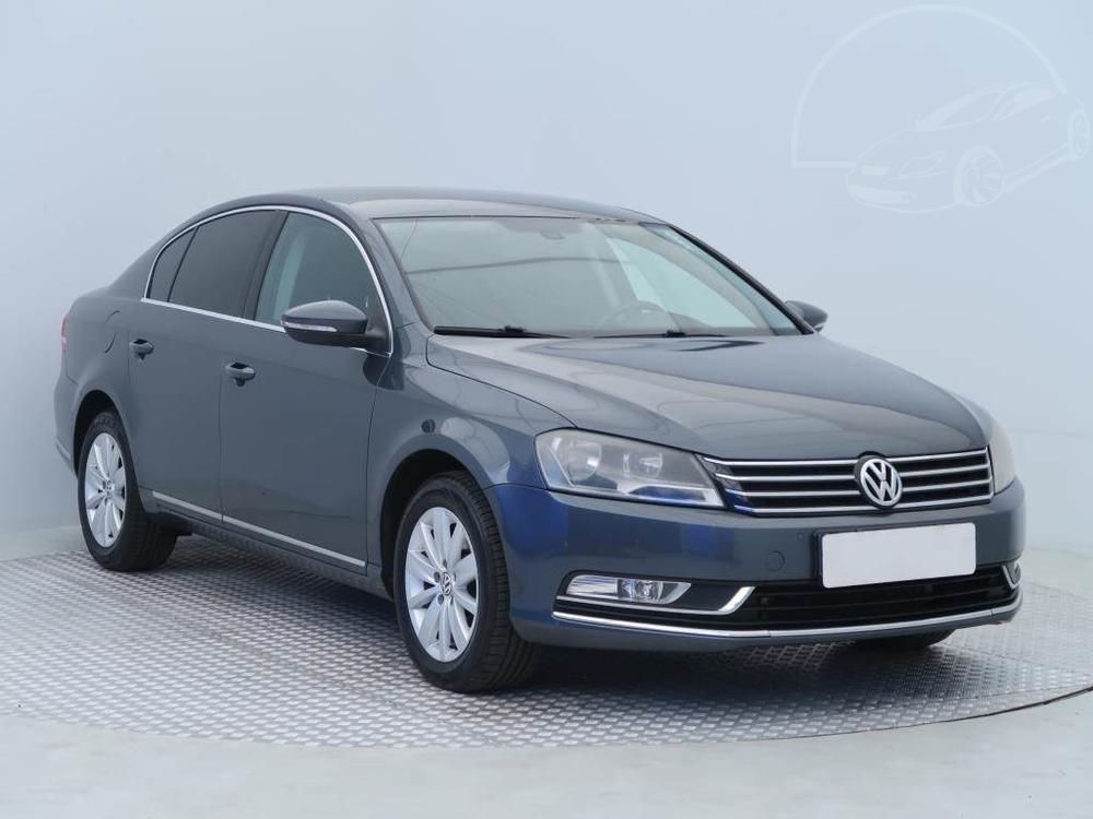 Prodm Volkswagen Passat 1.4 TSI, Serv.kniha