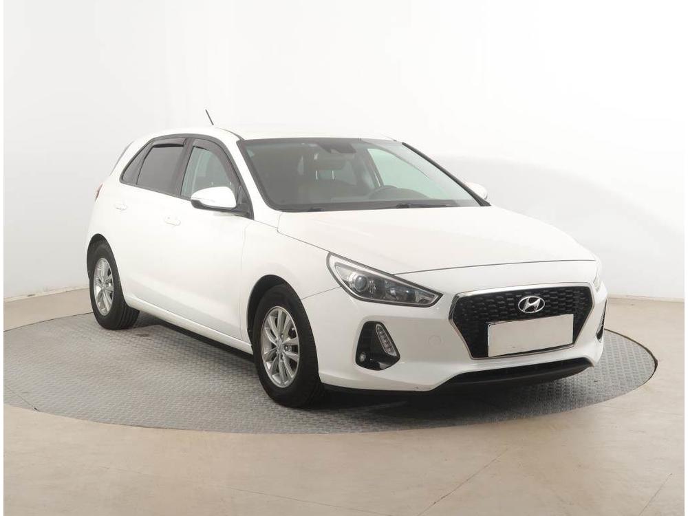 Prodm Hyundai i30 1.0 T-GDI, Serv.kniha, Klima