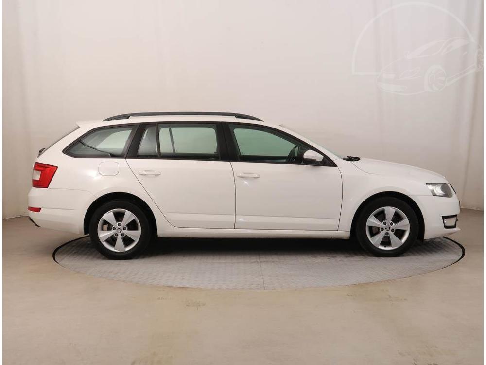 koda Octavia 1.6 TDI, NOV CENA, Serv.kniha