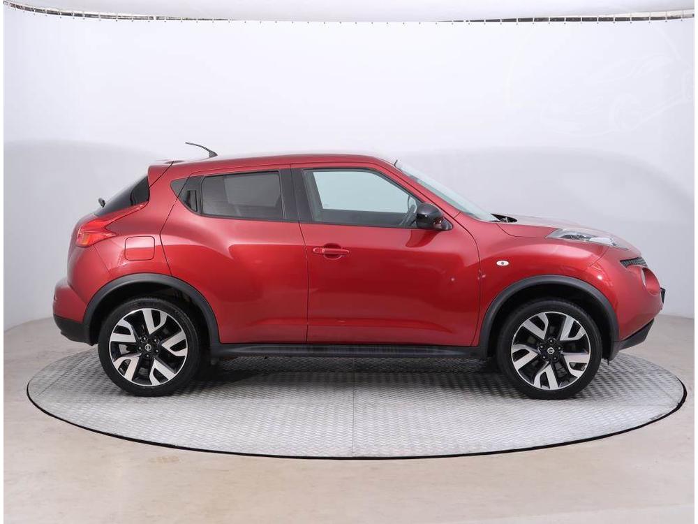 Nissan Juke 1.6 DIG-T, NOV CENA, 4X4