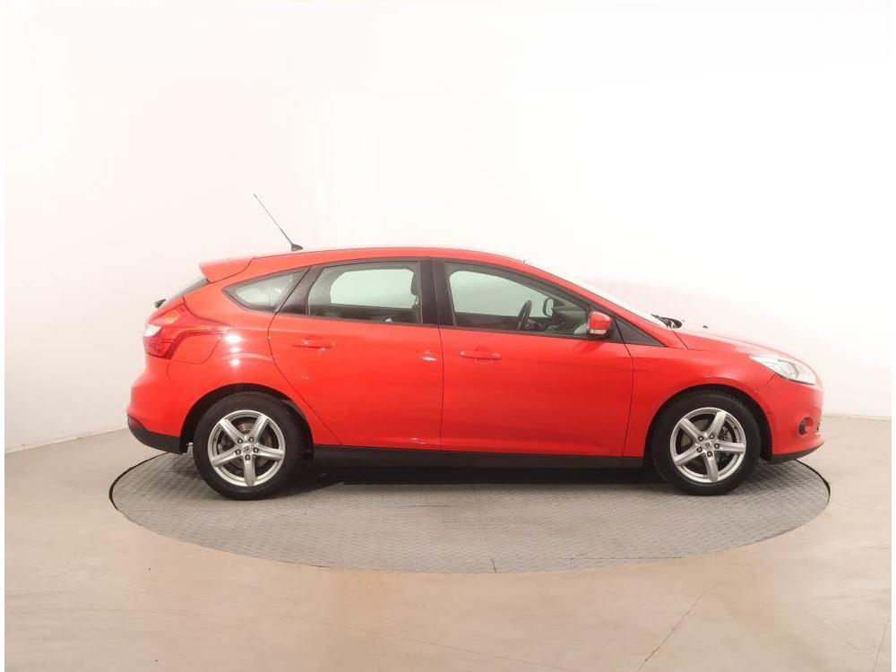 Ford Focus 1.0 EcoBoost, NOV CENA, R