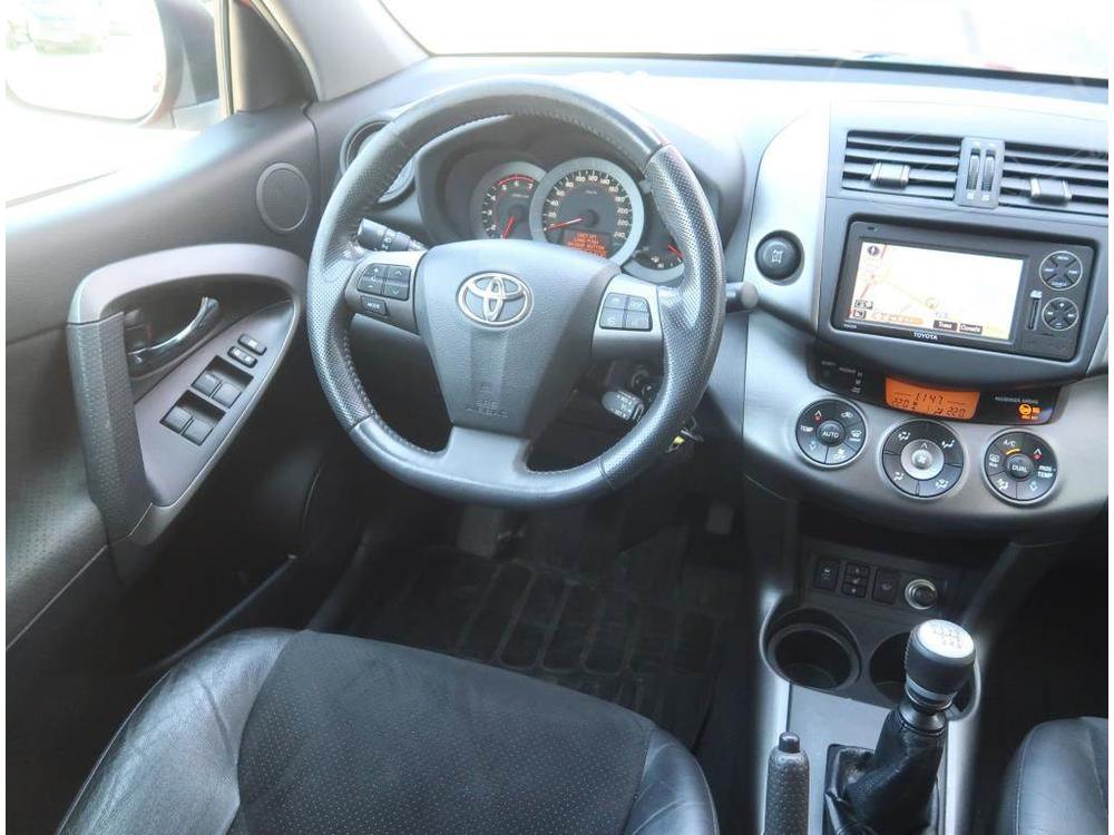 Toyota RAV4 2.2 D-4D, NOV CENA, 4X4