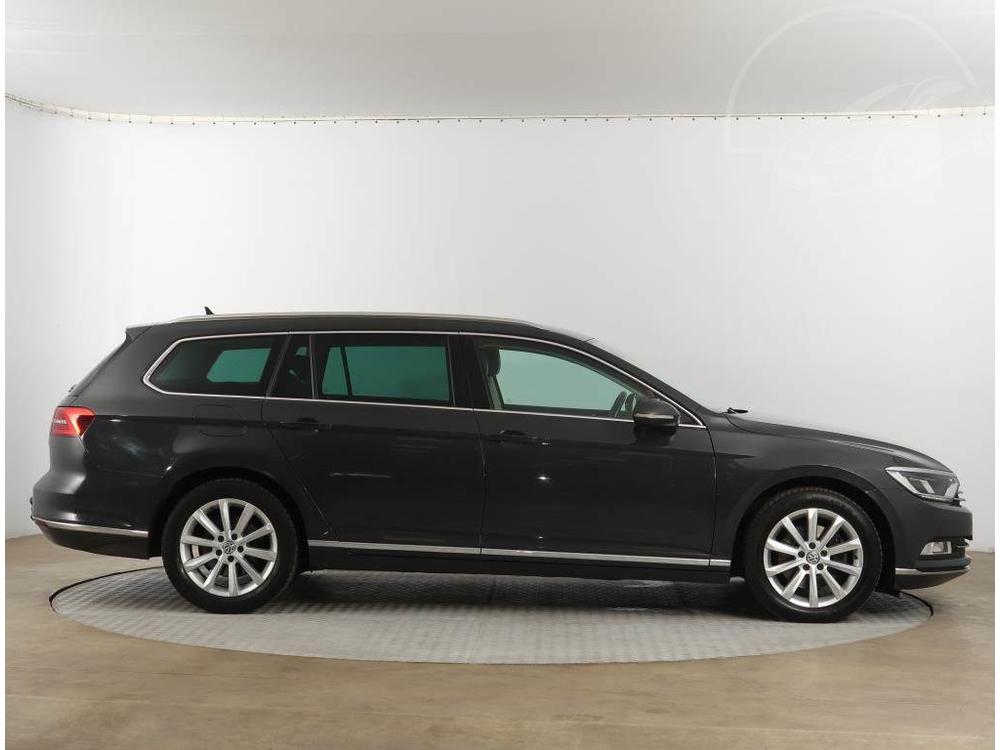 Volkswagen Passat 2.0 TDI, Exclusive, NOV CENA