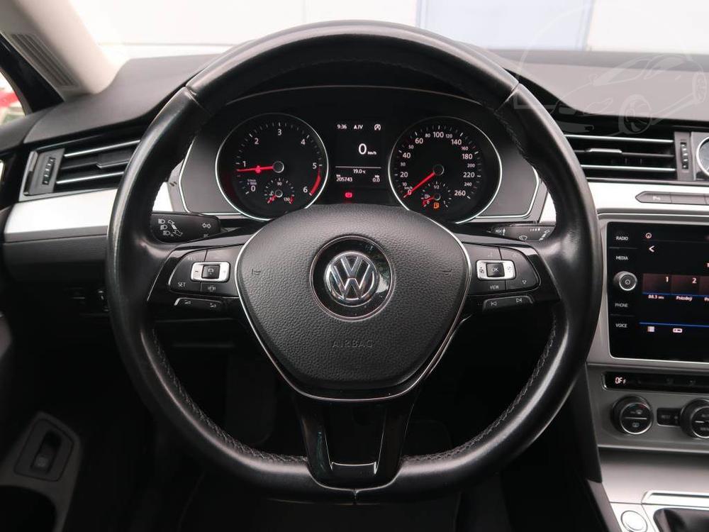 Volkswagen Passat 2.0 TDI, Business, NOV CENA