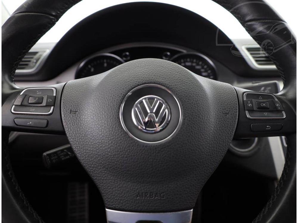 Volkswagen Passat 2.0 TDI, NOV CENA, Serv.kniha