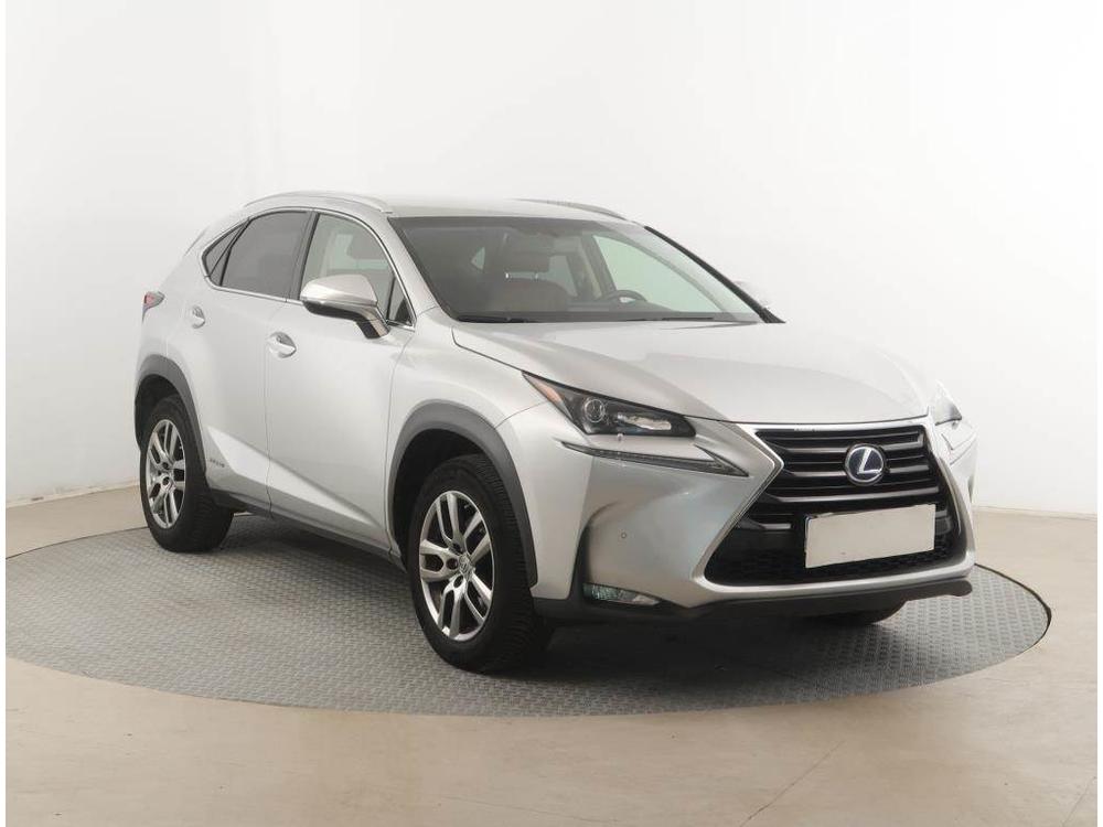 Lexus NX 300h, NOVÉ V ČR