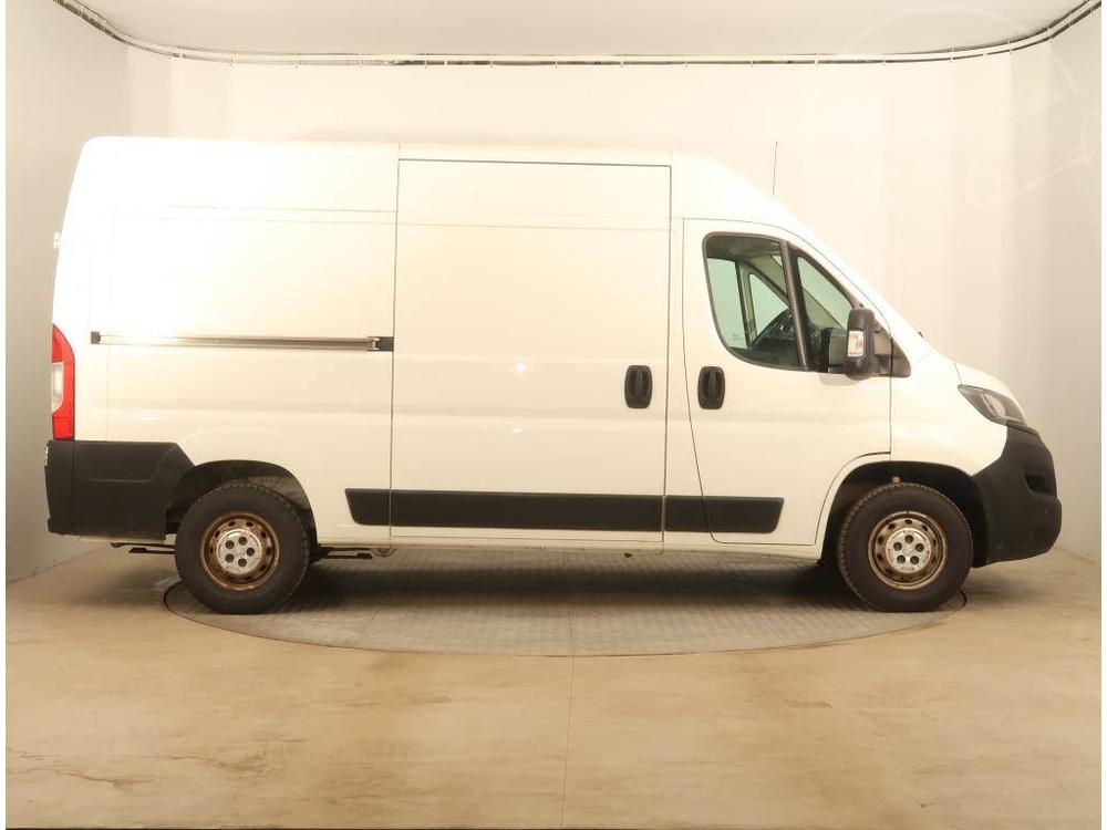 Peugeot Boxer 2.2 BlueHDi, 333, L2H2