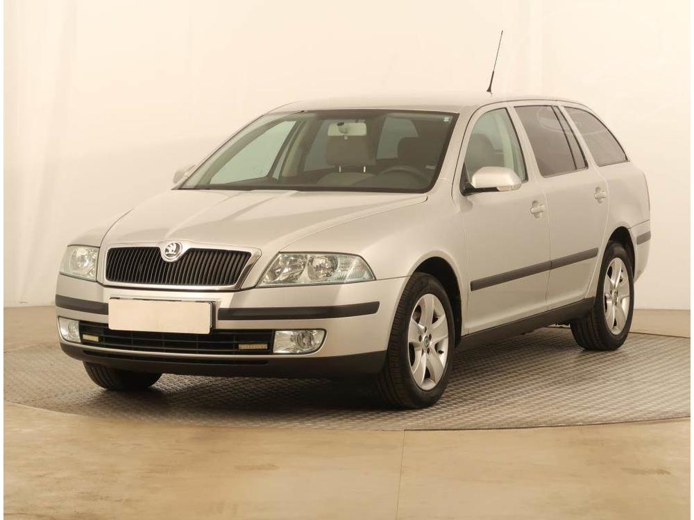 koda Octavia 2.0 TDI, Ambiente, Serv.kniha