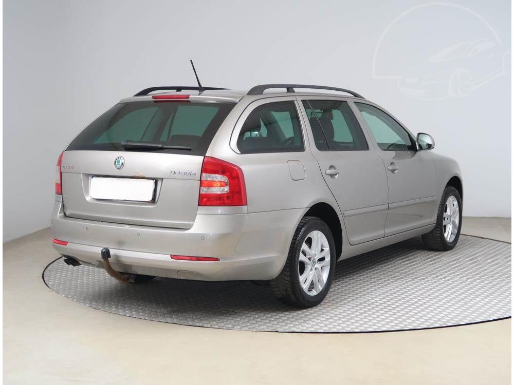 koda Octavia 1.6 TDI, NOV CENA, 4X4