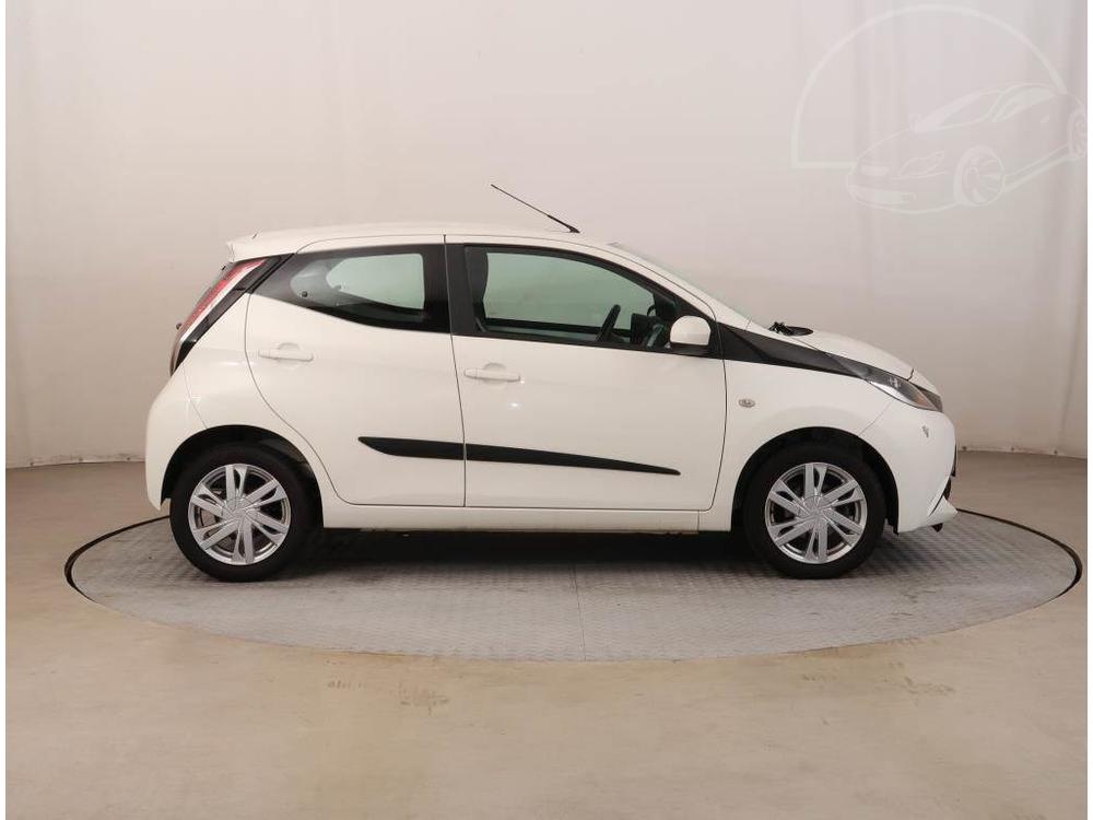 Toyota Aygo 1.0 VVT-i, R,1.maj