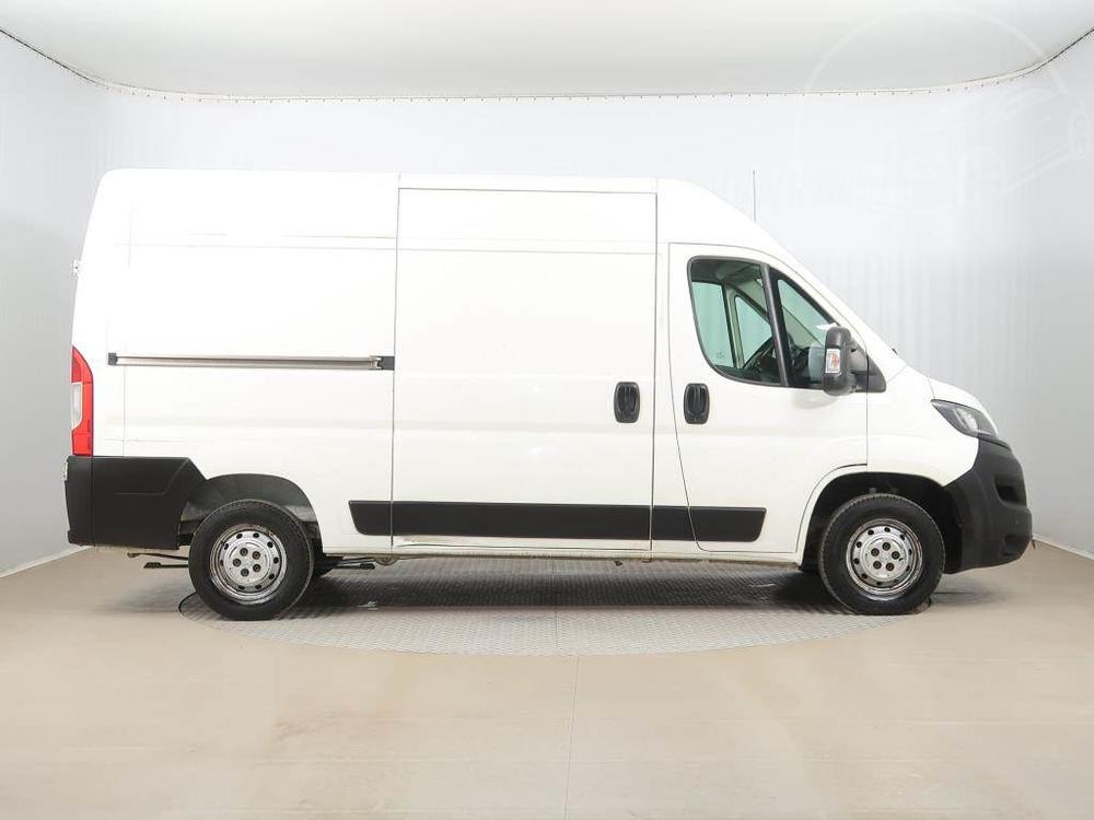 Peugeot Boxer 2.2 BlueHDi, 333, L2H2