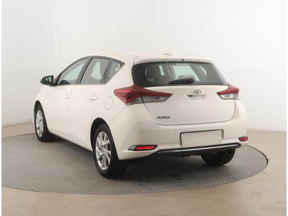 Toyota Auris 1.6 Valvematic, NOV CENA, R