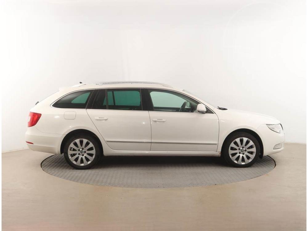 koda Superb 2.0 TDI, Elegance, Automat, R