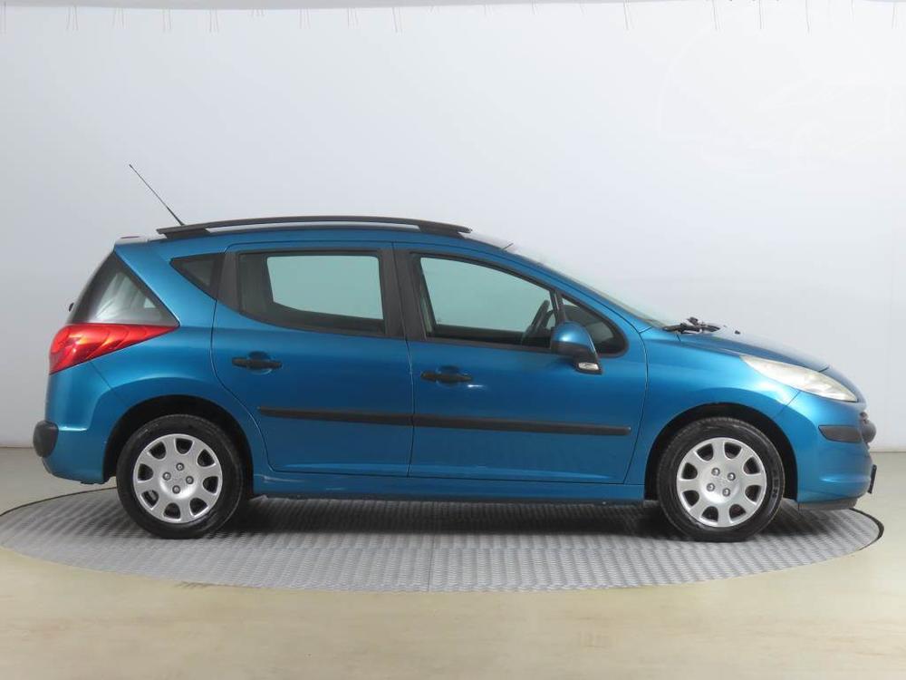 Peugeot 207 1.4, po STK, za skvlou cenu