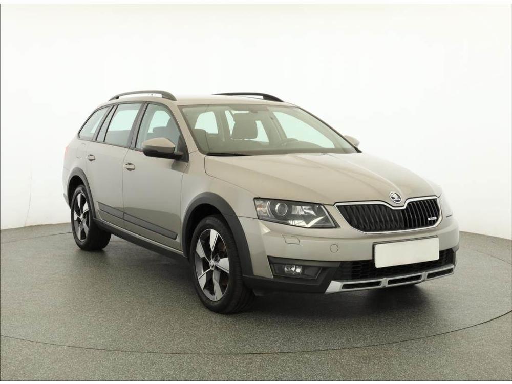 Škoda Octavia Scout 2.0 TDI, Serv.kniha