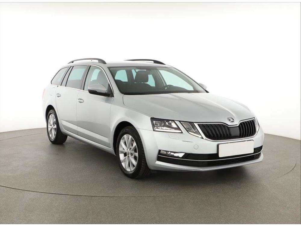 Škoda Octavia 2.0 TDI, Automat, ČR,1.maj