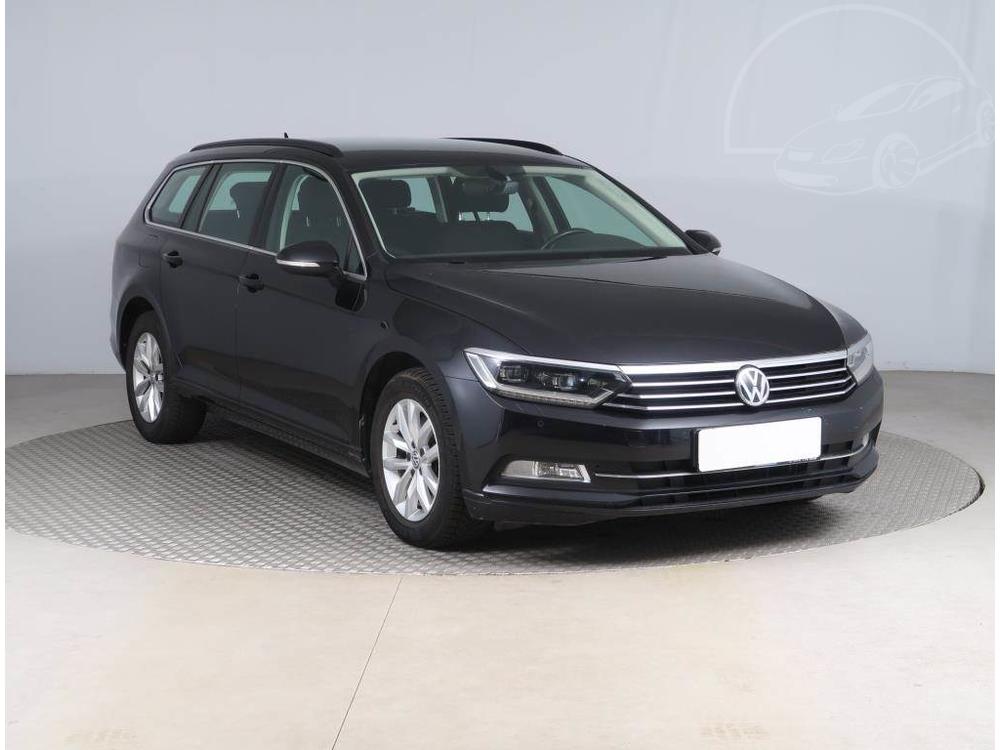 Volkswagen Passat 1.6 TDI, Navi