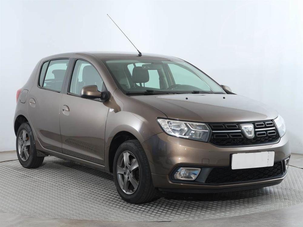 Dacia Sandero 1.0 SCe, ČR,2.maj, Klima