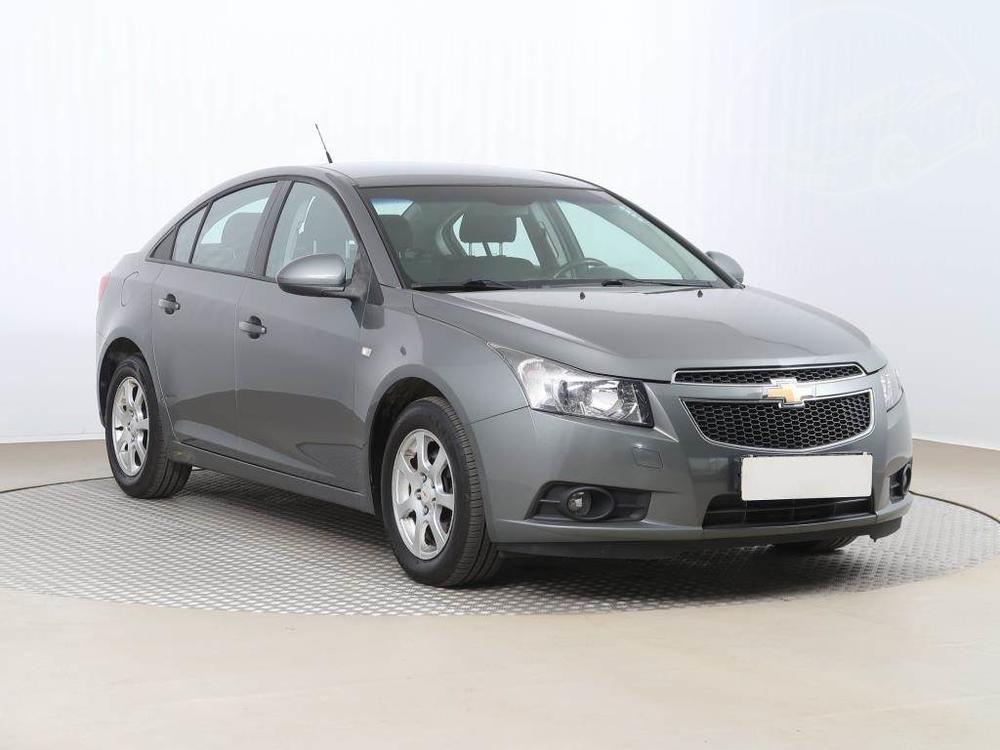 Chevrolet Cruze 2.0 VCDi, Navi, Klima