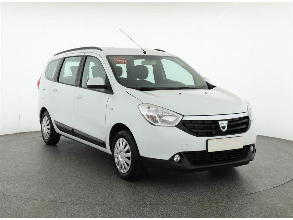 Dacia Lodgy 1.6 SCe, ČR,1.maj, Navi