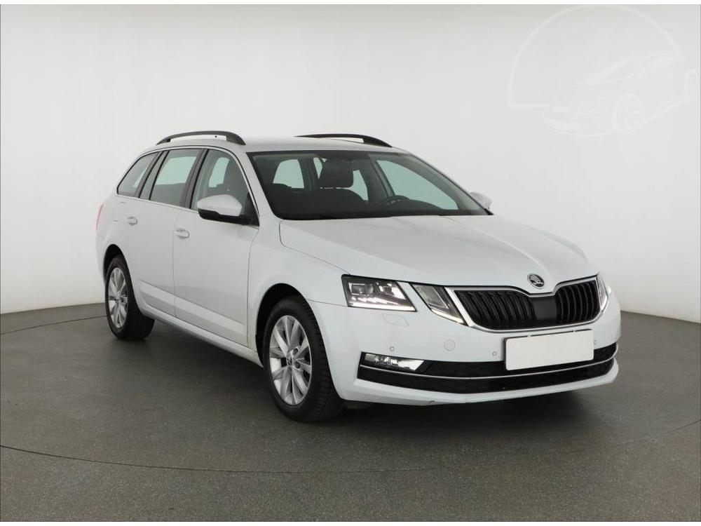 Škoda Octavia 1.0 TSI, ČR,2.maj, Serv.kniha