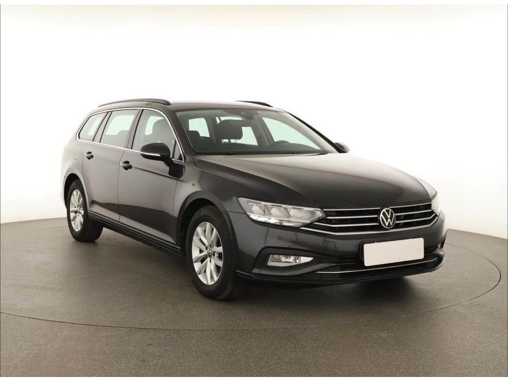 Volkswagen Passat 2.0 TDI, Automat, Navi